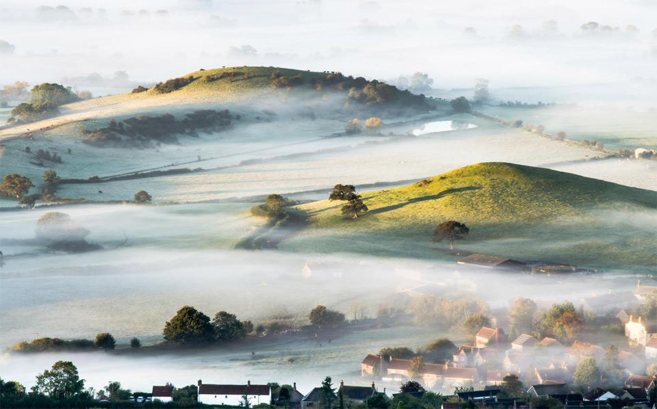mist-over-countryside-england4